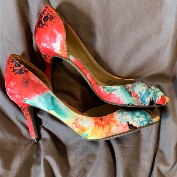 Silk floral peep toe Unisa heels - Picture 1 of 7